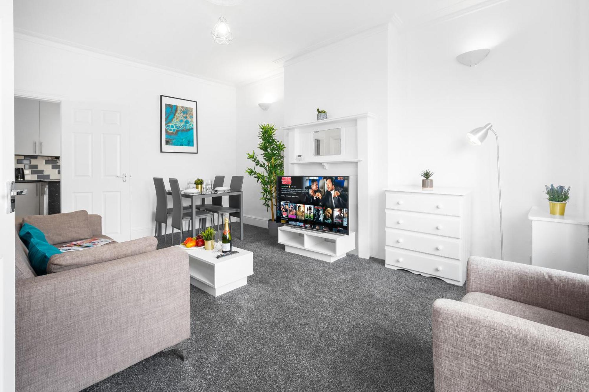 Harborne 2 Bedroom House - Parking - Smart Tv - Wifi - 62W Бірмінгем Екстер'єр фото